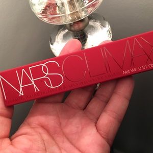 NARS CLIMAX MASCARA 💁🏻♀️